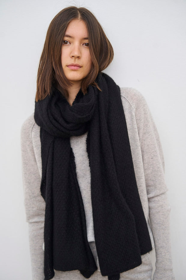 ANNA SCARF