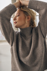 MEA SWEATER