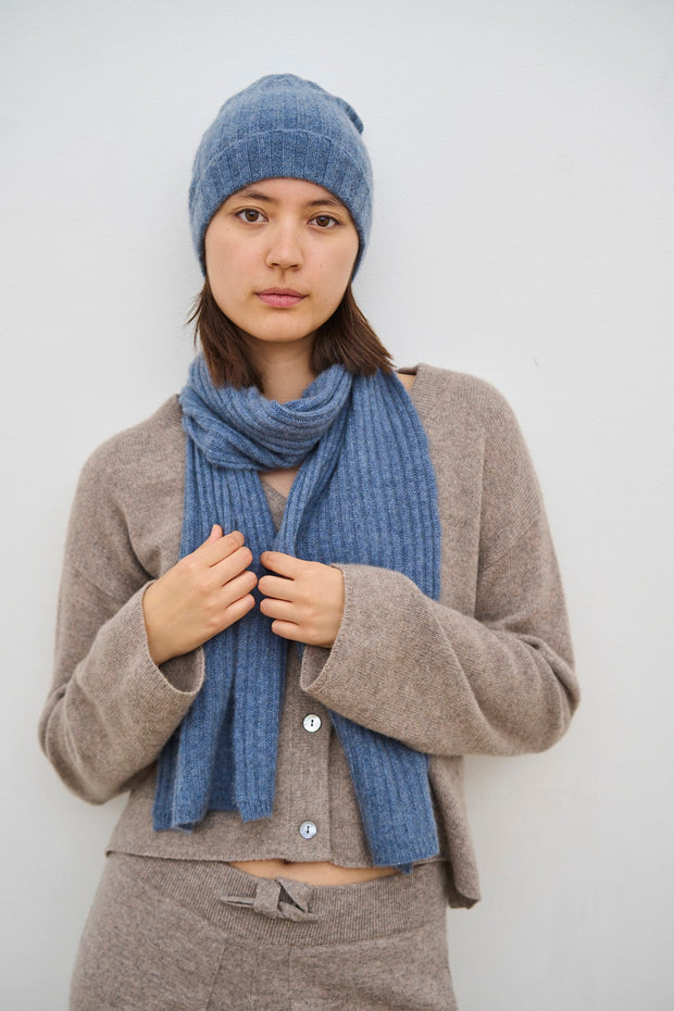 SARA SCARF