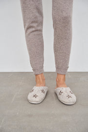 WARM FEET SLIPPERS