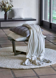 SNOW DROP RUG